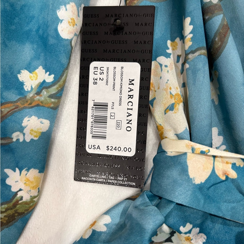 Satin kimono robe,Marciano by Guess Floral print wrap dress - Picture 7 of 7